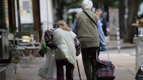 Пенсионерите са предизборни заложници на партиите