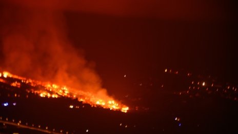 Страшна гледка: Лавата в Ла Палма поглъща къщи 