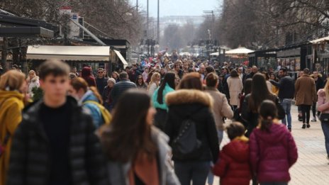 COVID кризата съживила търговските улици в София