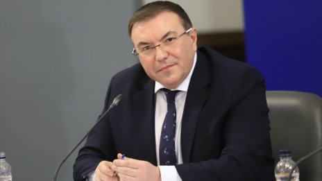 Костадин Ангелов: Изборите отминаха, нова COVID вълна се задава