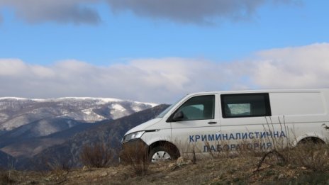 Мъжът, открит в кола до Стара Кресна, вероятно се е самоубил