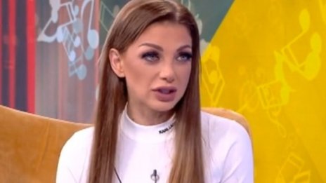 Емануела станала студентка, учи екология