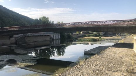 Откриха труп на жена в река Осъм в Ловеч