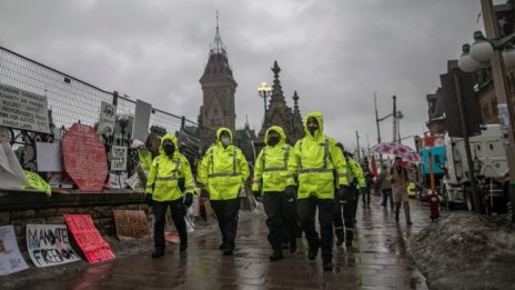 Арестуваха двама лидери на протестиращите в Отава