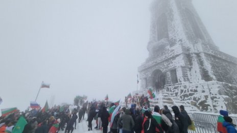 Напрежение на Шипка, освиркаха премиера и шефа на парламента 