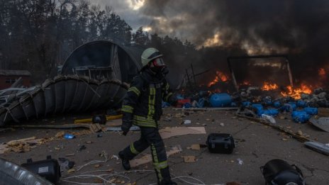 Масов обстрел в украинския град Николаев през нощта