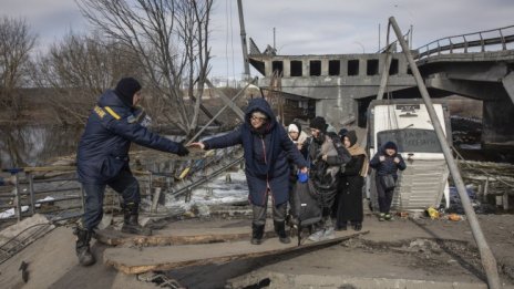 Руски танкове достигнаха североизточните предградия на Киев