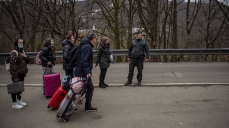 Половината от бежанците от Украйна са настанени в частни домове