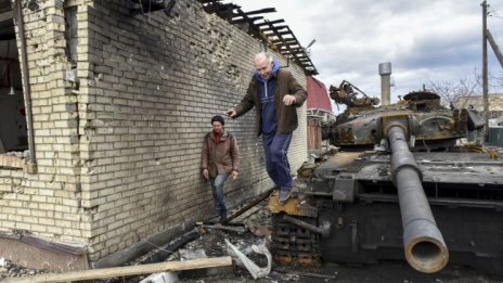 Русия загуби много танкове в Украйна - на какво се дължи това?