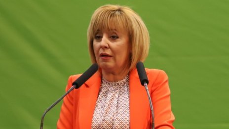 Манолова: Това правителство се оказа правителство на богатите приятели