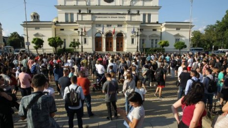 Има призиви за ескалация на напрежението на протестите