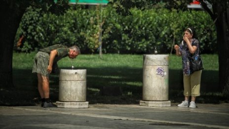 Юнска жега във вторник, градусите до 34° 