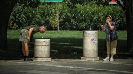 Остава горещо и в сряда, температурите до 39°