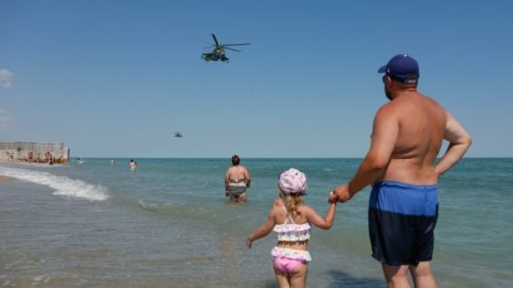 Двама загинаха след взрив на водна мина край Одеса