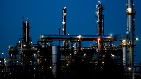 Германия поема контрола над местното подразделение на "Роснефт"