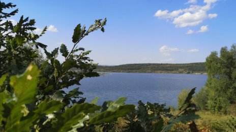 Седмицата започва със слънчево време, градусите до 23