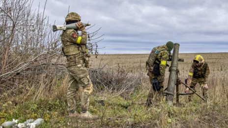 Сложна обстановка в Херсонска област, тежки боеве в Донбас