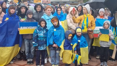 Украинци в Слънчев бряг излизат на протест