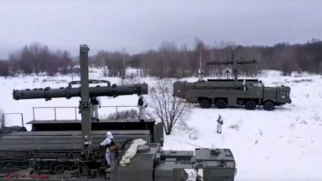 Руските "Искандер" и С-400 вече на бойно дежурство в Беларус