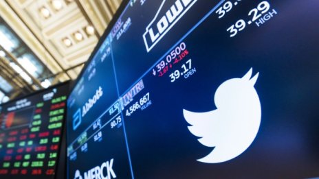 Twitter разрешава политическите реклами