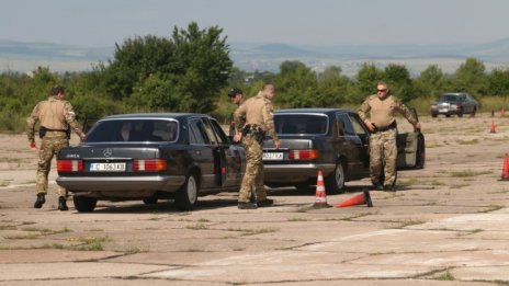 "Възраждане" иска промяна при ползването на транспортa на НСО