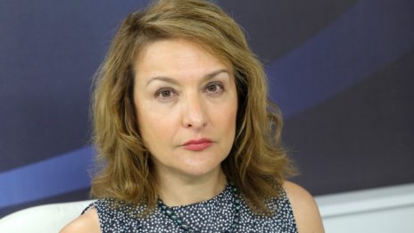 Проф. Христова: НС е събранo от кол и въже, трябва да се изчисти