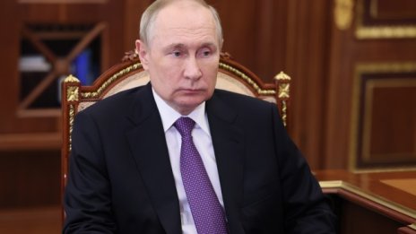 Как ще се прилага указа на Путин за търговията с нефт след наложения таван на цените? 