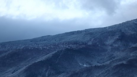 Неделята остава облачна, от понеделник идва затопляна