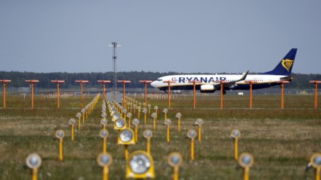 Шефът на Ryanair прогнозира още едно лято с хаос по летищата   