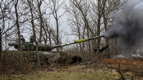  Тежки боеве се водят за украинските градове Угледар и Бахмут