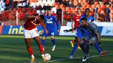 ЦСКА удари с 1:0 Спартак Варна на "Армията" 