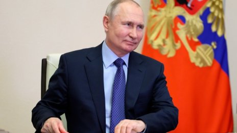 Путин подписа поемане управлението на руските активи на 2 чужди фирми