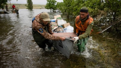 Заради Нова Каховка: Румъния очаква Черно море да не става за къпане 