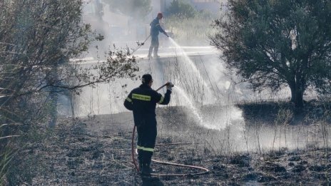 Димът от пожарите в Гърция стигна до Либия