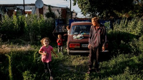 Водят се тайни преговори за връщане на украинските деца от Русия