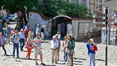 Туристи от други държави ще похарчат повече на Черноморието