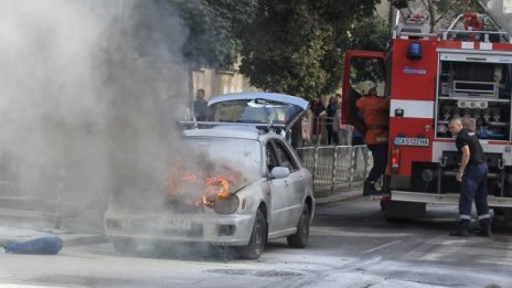 Опасността от пожари се подценявала в жегите, огънят лумва за секунди 