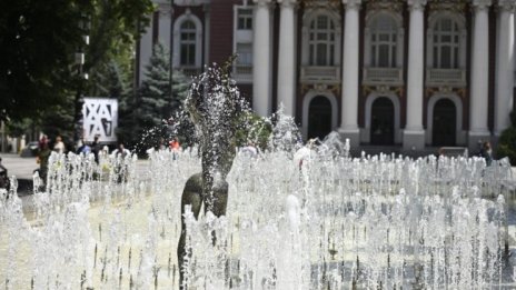 Студен фронт носи захлаждане, градусите – до 28°