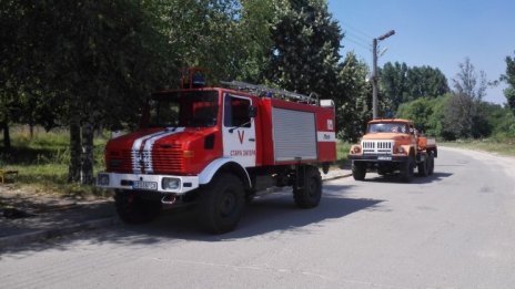 Потушен е пожарът на военния полигон в Змейово