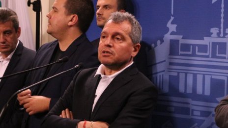 Тошко Йорданов: Очакваме оставката на правителството