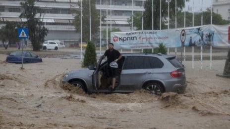 Над 100 са засегнатите българи от потопа в Гърция