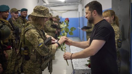 Зеленски: Важно е Харков да не се предава, да бъде целият Изток силен