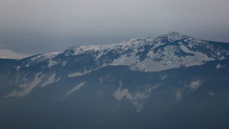 Времето: Утре на места ще бъде 20°, в София до 7°