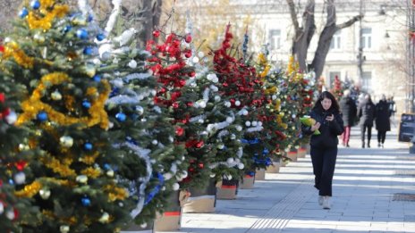 Времето днес: Облаци, мъгли, на места и слънце 