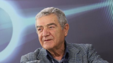 Стефан Цанев: Едно робство не може да се почита с паметници