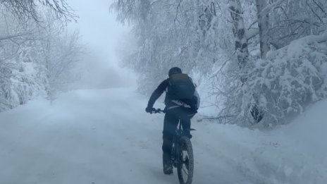 Оранжев код за силен снеговалеж за 14 области 