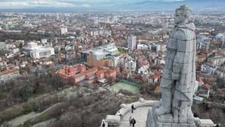 Политически канибали и социопати искали да бутнат Альоша, за да изперат червеното си минало