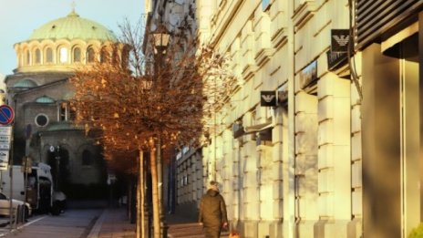 В неделя ще е ветровито, но топло с градуси до  14°