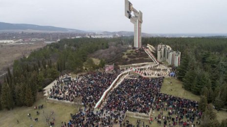 За 3 март в Стара Загора понасят на ръце 300-метрово знаме