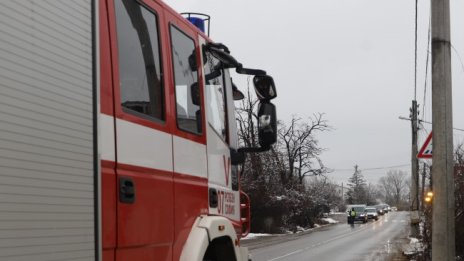 Пожар в дом за стари хора, евакуираха ги